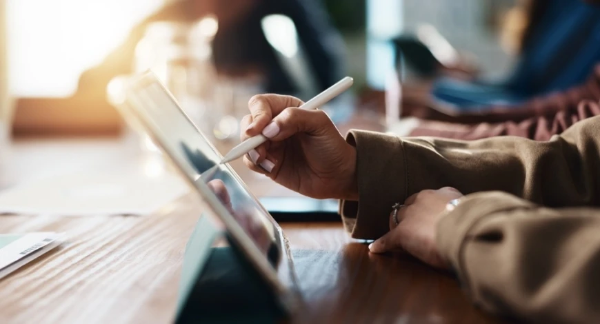 What Are the Differences Between Web Design and Web Development?